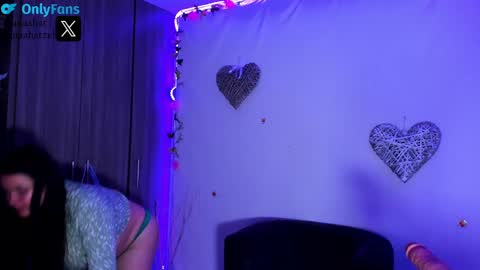 Luna Hatzel online show from 12.13.24