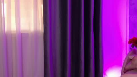 lunababe_ online show from 05.23.26