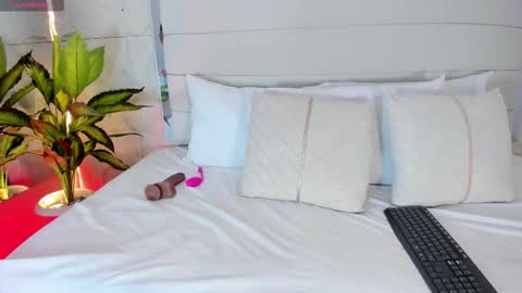 Luna  online show from 03.04.26