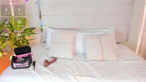 Luna  online show from 03.09.26