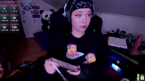 Luna online show from 10.24.25