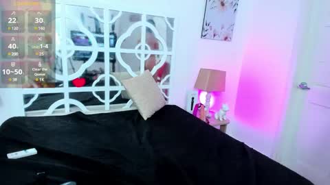 Luna Lasman  online show from 02.27.25