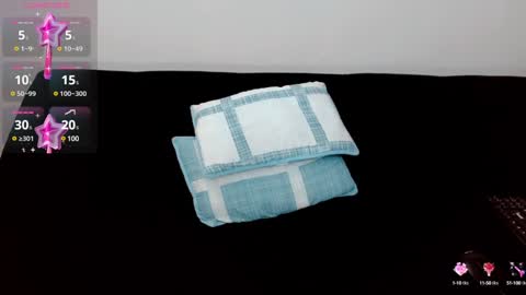 Snapshot of lunalovedoll_ chatting on 01.07.25 Luna online show from 01.07.25