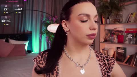 Luna  next streams Mon Fri Sat Sun 8pm-5am gmt0 online show from 01.14.25