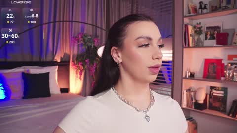 Luna  next streams Mon Fri Sat Sun 8pm-5am gmt0 online show from 02.03.25