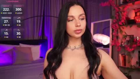 Luna  next streams Mon Fri Sat Sun 8pm-5am gmt0 online show from 09.13.25