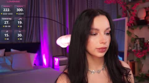 Luna  next streams Mon Fri Sat Sun 8pm-5am gmt0 online show from 09.19.25