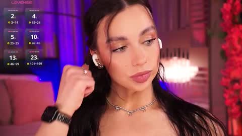 Luna  next streams Mon Fri Sat Sun 8pm-5am gmt0 online show from 10.21.25