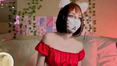 Snapshot of lunanyanmi chatting on 04.06.26 Luna online show from 04.06.26