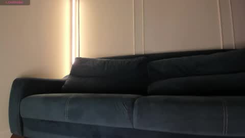 Aisha online show from 09.30.25