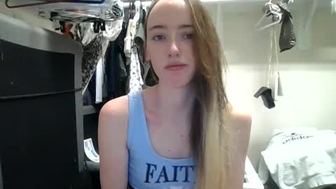 lunapixie2020 online show from 02.07.25