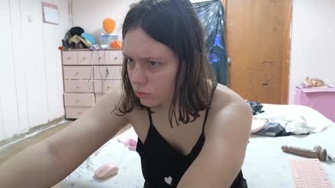 lunaquinn45 online show from 12.28.24