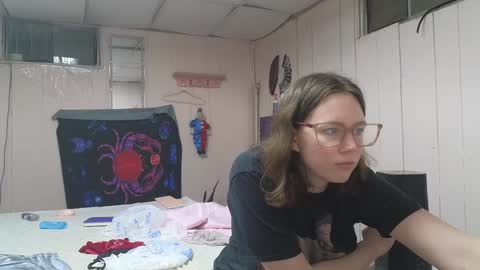 lunaquinn45 online show from 01.25.25