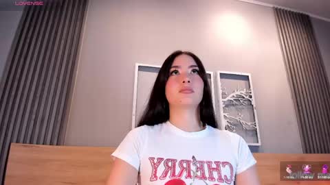 Luna  online show from 04.16.26