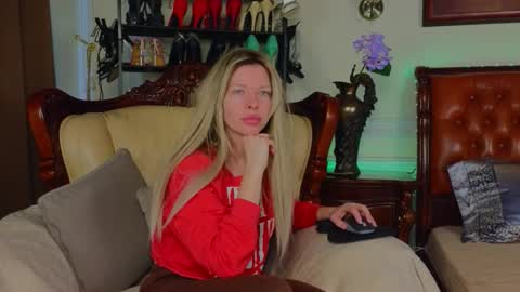 Luna Rishi online show from 03.20.26