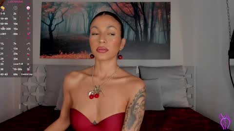 Luna Ruso  online show from 02.12.25