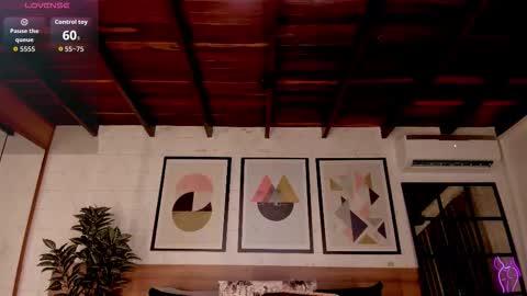 Luna Ruso  online show from 09.12.25