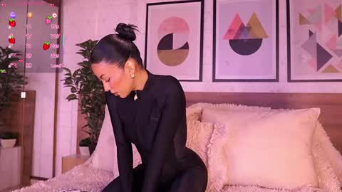 Luna Ruso  online show from 03.24.26