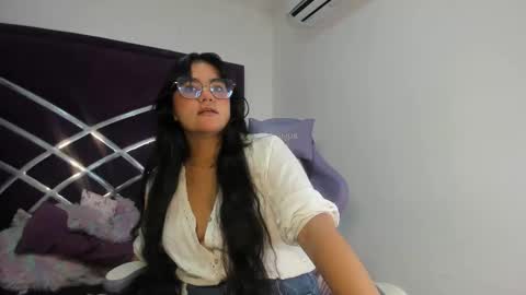 lunascarleht online show from 02.12.26