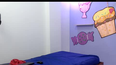 Snapshot of lunasexgirl69 chatting on 11.22.25 luna online show from 11.22.25