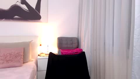 lunastars13 online show from 01.12.25