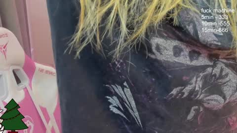 Snapshot of lunatale chatting on 12.21.24 Kate online show from 12.21.24