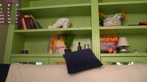 Michelle.       Fansly in Bio online show from 03.27.26