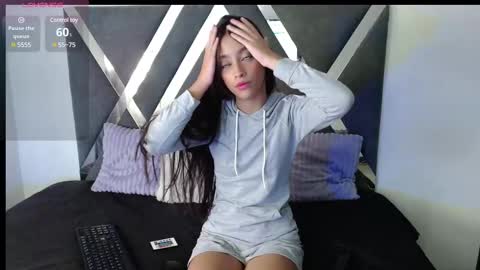 Luna online show from 02.12.25