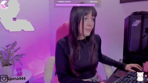   online show from 02.22.25