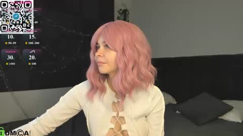 Snapshot of lune_fallenstar chatting on 07.14.26 Lune FallenStar online show from 07.14.26