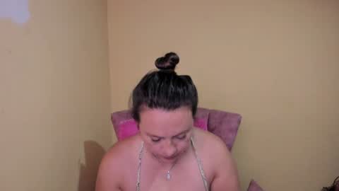 Snapshot of lunnadoll chatting on 07.13.26 Katty what ever do you want on my pv is for extra tokens minimi 250 tks ty u for understand online show from 07.13.26
