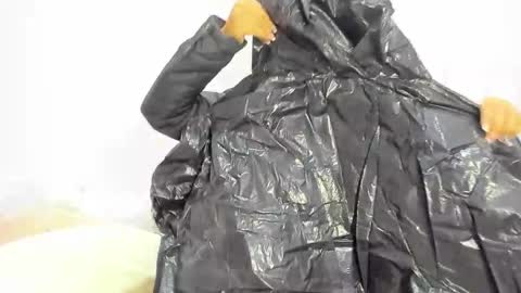 Snapshot of lunnarossee chatting on 12.05.25 online show from 12.05.25