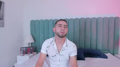 Snapshot of lushian_luna chatting on 09.26.25 Lushian And Luna online show from 09.26.25