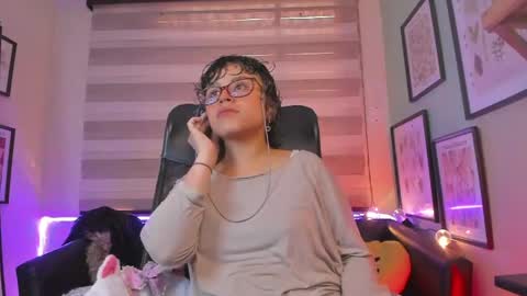 Snapshot of lusiana__ chatting on 05.25.26 Luci online show from 05.25.26