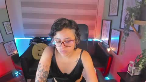 Snapshot of lusiana__ chatting on 05.27.26 Luci online show from 05.27.26