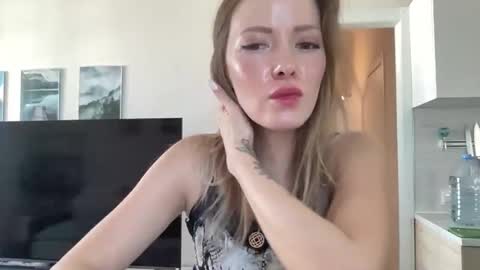 lusiluv online show from 09.11.25