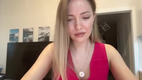 lusiluv online show from 10.02.25