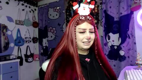 Snapshot of lussyevans_ chatting on 12.15.25 lussyevans_ online show from 12.15.25