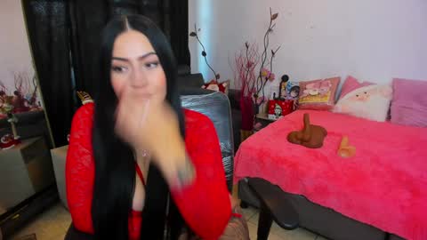 Snapshot of lustful__babe chatting on 12.05.24 lustful__babe online show from 12.05.24