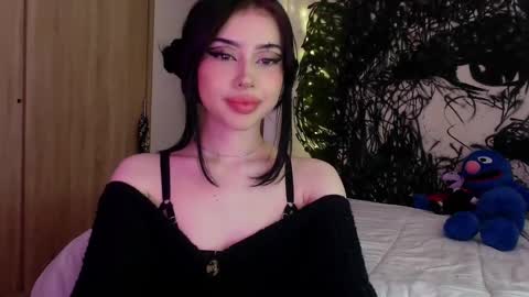 Valerie  April   online show from 03.09.25