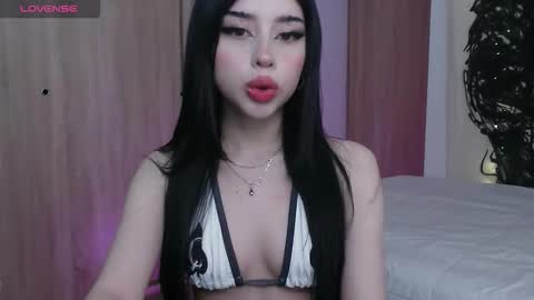 Valerie  April   online show from 01.09.26