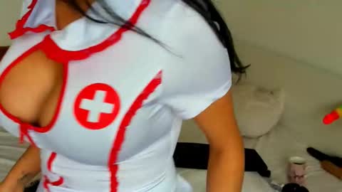 Snapshot of lustfulbeauty01 chatting on 10.12.25 Alexxa online show from 10.12.25