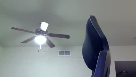 Snapshot of lustfullives chatting on 04.09.26 LustfulLives online show from 04.09.26