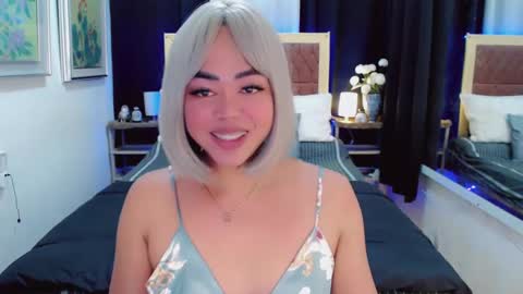 Snapshot of lustfuloffendertrina chatting on 12.30.24 Trina online show from 12.30.24