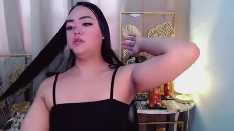 Snapshot of lustfuloffendertrina chatting on 05.11.26 Trina online show from 05.11.26
