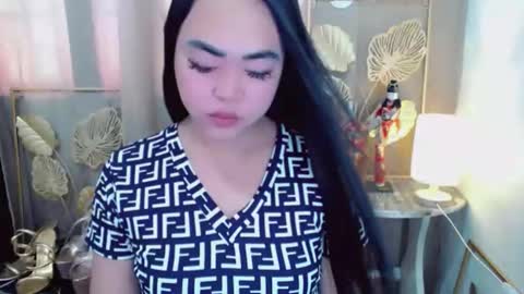 Snapshot of lustfuloffendertrina chatting on 05.18.26 Trina online show from 05.18.26