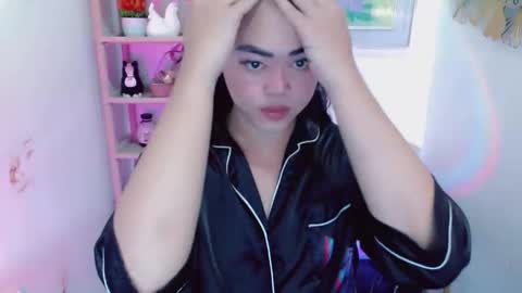 Snapshot of lustfuloffendertrina chatting on 06.02.26 Trina online show from 06.02.26