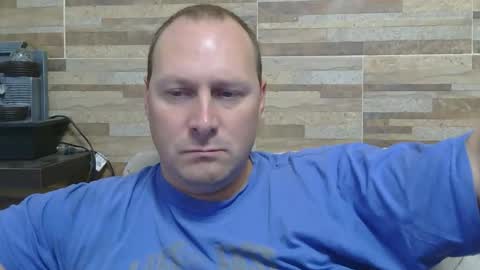 Snapshot of lustonfan chatting on 04.20.26 lustonfan online show from 04.20.26