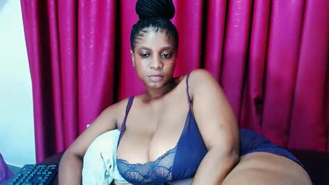 Snapshot of lustydesirex chatting on 12.08.24 lustydesirex online show from 12.08.24