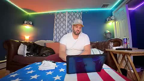 luv2watch1980 online show from 12.20.25